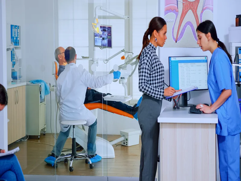 Análise de público-alvo na odontologia