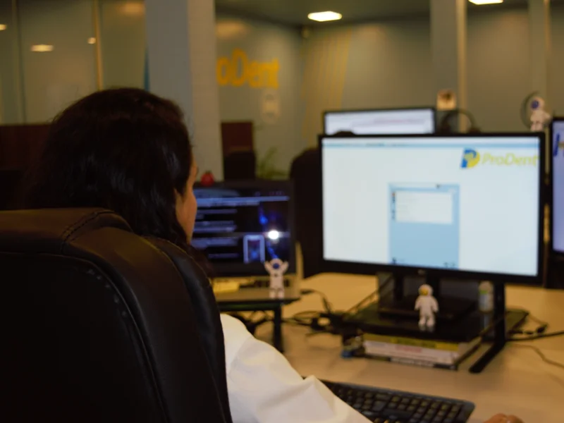 Acompanhamento com Treinamento para software odontológico